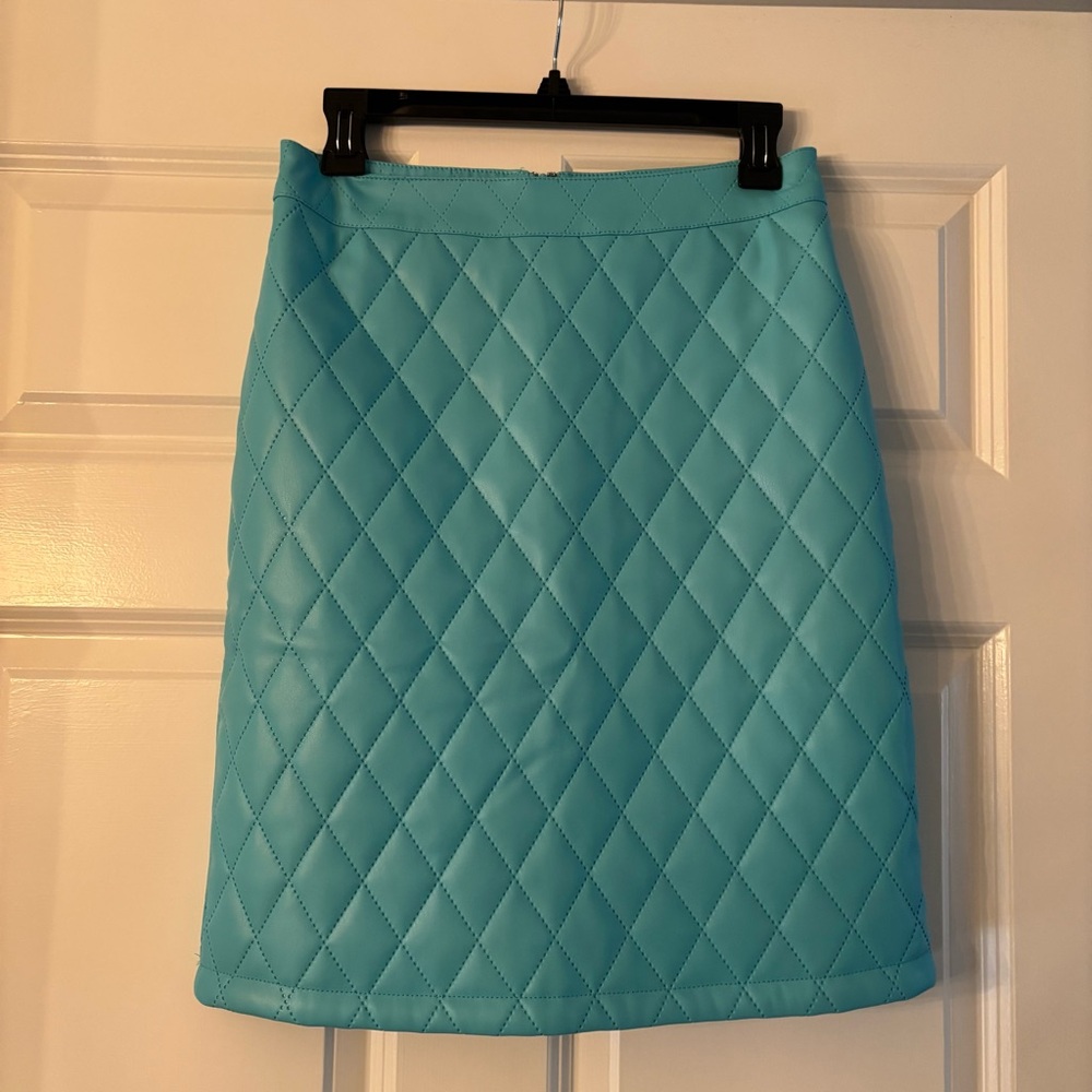 G by Giuliana Capri Blue Faux Leather Quilted Skirt